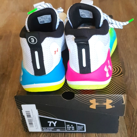 Under Armour Embiid One Basketball Shoes - Picture 6 of 10